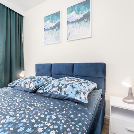 Lily Apartment Kolobrzeg Bagian luar foto