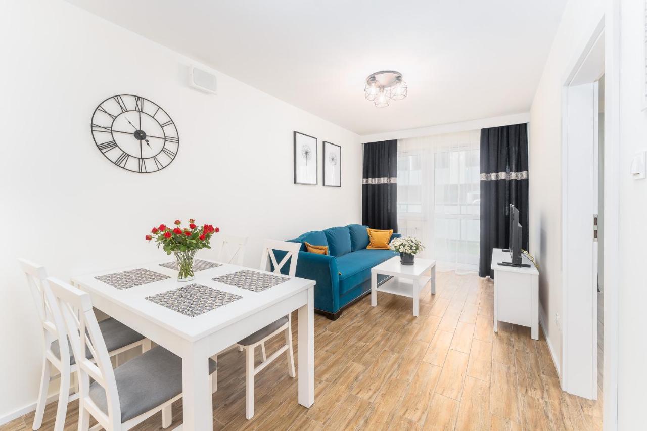 Lily Apartment Kolobrzeg Bagian luar foto