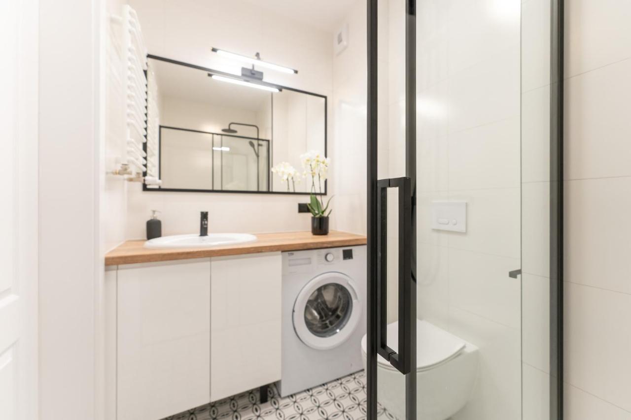 Lily Apartment Kolobrzeg Bagian luar foto