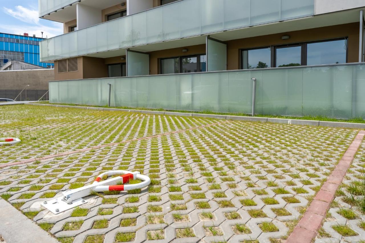 Lily Apartment Kolobrzeg Bagian luar foto