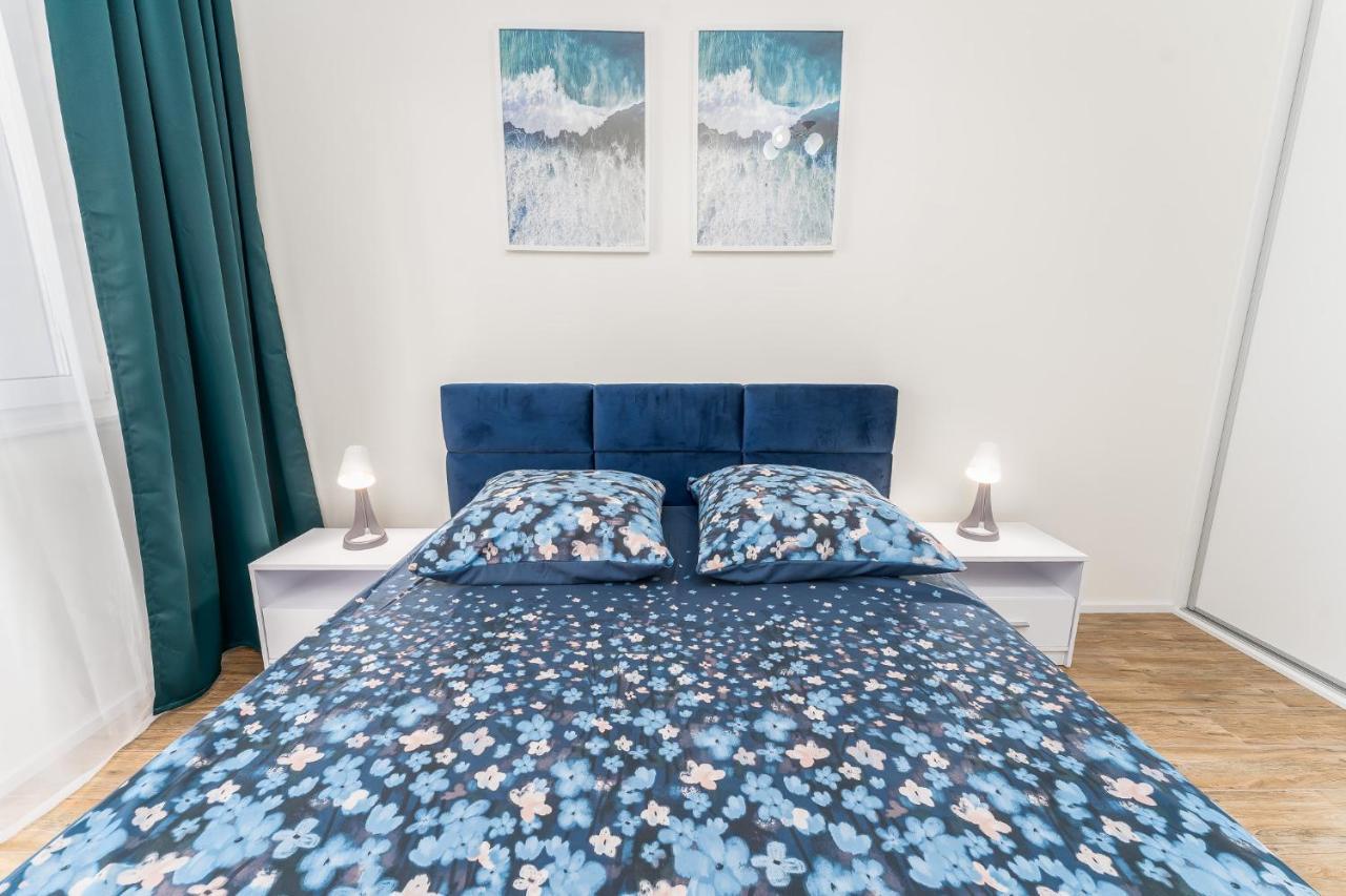 Lily Apartment Kolobrzeg Bagian luar foto